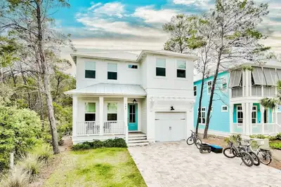 Image de Adventure Awaits - Family Home, 5 Minutes from Beach