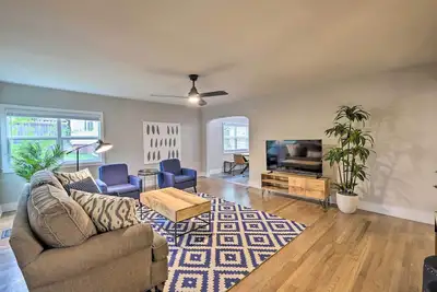 Image de Updated Fayetteville Home < 2 Miles to UArk!