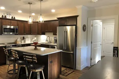 Image de Beautiful New 1st floor Condo at the base of Cranmore Mountain
