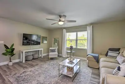 Image de Cozy Sarasota Retreat - 3 Blocks to the Coast!