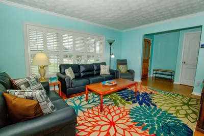 Image de 3-bedroom vacation home 14 minutes from St. Johns Town Center