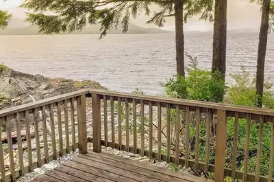 Image de Cottage On The Water