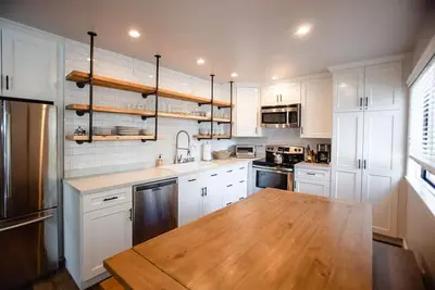Image de Fully Remodeled Upgraded Retreat, 3+Loft