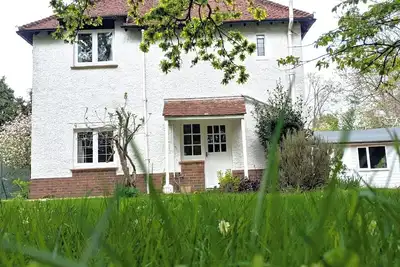 Image de Cosy Semi Rural Cottage with Large Gardens & Tennis Court - Dogs Welcome!