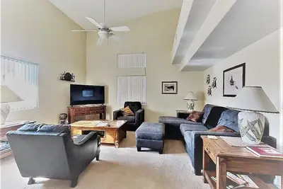 Image de Fox Run by Mesquite Vacation Rentals: Private Balcony near Wolf Creek with $510 in free daily activities