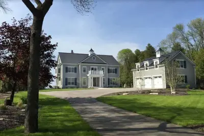 Image de Door County Waterfront Home with Private Beach