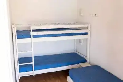 Image de 3 pièces 8 personnes