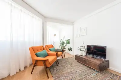 Image de GuestReady - Panier orange plat