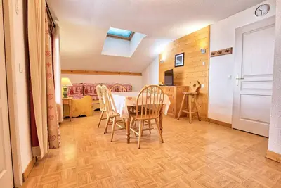 Image de Appartement vue montagnes dans une résidence avec piscine