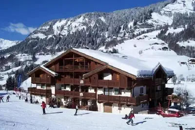 Image de Appartement au pied des pistes avec terrasse vue Mont-Charvin