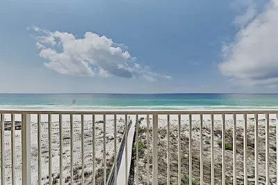 Image de Fort Walton Beach Condo | Complimentary Seasonal Beach Service & More!