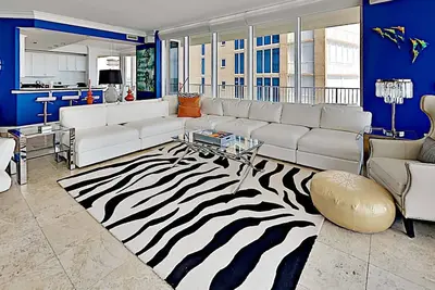 Image de Mediterranean #601e | Gulf Front Condo, Pools!