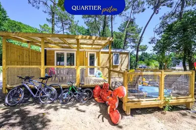 Image de Mobil-home Family 2ch | Premium - 28m²- terrasse Xxl couverte - Tv - Lv - plancha - Wifi Gratuit 5 personnes