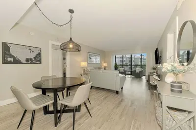 Image de Freshly Renovated Siesta Key Getaway ~ Your Dream Vacation!
