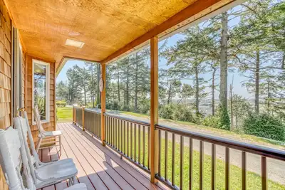 Image de Pacific City Haystack Rock, Ocean Views, Multiple Decks, Queen Suite, Quiet!