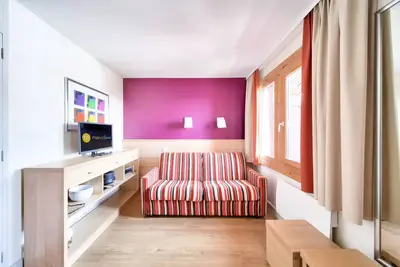 Image de Studio 4 personnes avec parking - Sélection