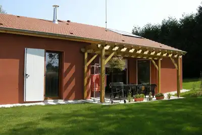 Image de Séjour Confortable éco-responsable avec Jardin et Terrasse