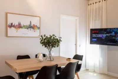 Image de 1. 2 Appartement neuf et élégant Barcelona Touch Apartments