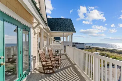 Image de CottageVacations4u \"Park Place\" Fantastic Views- elevator-pool club-top floor
