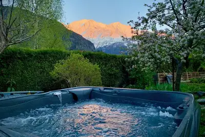 Image de Appart de Luxe 80m2 Jacuzzi PRIVÉ - aux Houches
