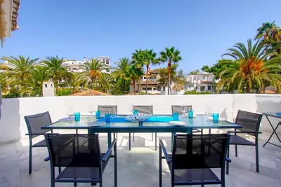 Image de 1108 Modern Beach Penthouse