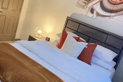 Image de Work Hard Play Hard! ! ! Near Med Center, Nrg Stadium, Midtown, Downtown, and more