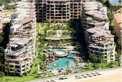 Image de Spectacular 2 bedroom 3 bathroom located on the prestigious Madeno beach