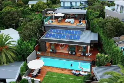Image de Trelawney Beach House, Directly opposite the beach, heated pool and spa