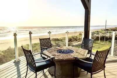 Image de Seascape Villa - Oceanfront panoramic view - Hot tub