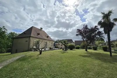 Image de Maison de charme avec jardin clos et terrasse, proche des sites touristiques du Périgord Noir