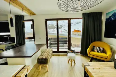 Image de 3 pièces modernes avec parking et wifi à Tignes