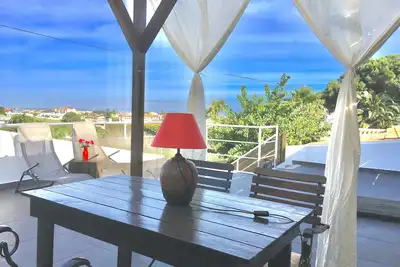Image de Enjoy a 50 m² terrace with a magnificent view