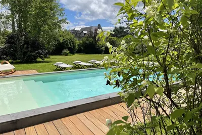 Image de villa de tourisme haut de gamme pour 14 personnes Corrèze campagn et grand air
