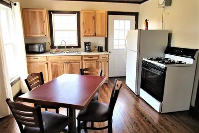 Image de Cabin 5 at Kentucky Lake's Lynnhurst Family Resort