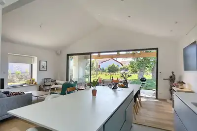Image de Villa Arcangues 8 personnes, super jardin au calme, 7min plage, collé Biarritz