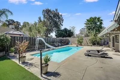 Image de Pool. Spacious 4br\/2b. Sf Bay Area