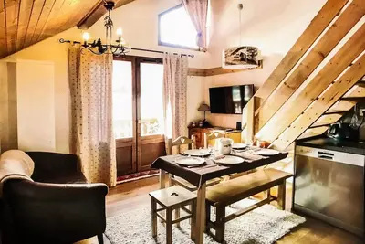 Image de Studio-Kabine + Zwischengeschoss 4 Personen 2* belichtet West