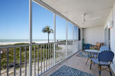Image de Gorgeous Sanibel Surfside Oceanfront Residence