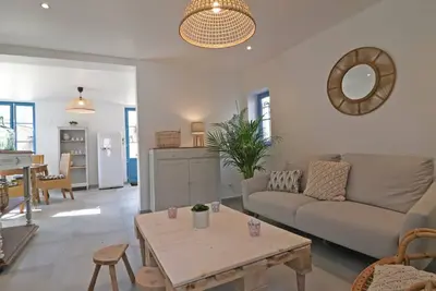Image de Maison de charme au cœur du bourg avec jardin et toutes commodités incluses à Sap-en-Auge