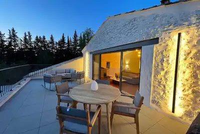 Image de Gîte dans un Mas Provencal avec piscine, 3km du centre de l'Isle-sur-la-Sorgue