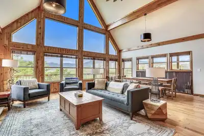 Image de Great views Central location Many extras~The perfect Canaan Valley Base Camp!