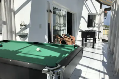 Image de Neue, GroĂźe Ferienwohnung mit Garten fĂĽr 8 Personen