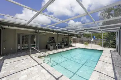 Image de Heated Pool ❤ Home- Close to Beaches, Restaurants