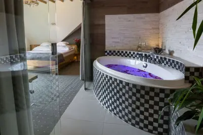 Image de Apartment with Jacuzzi & Fireplace in Tatra