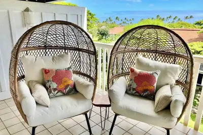Image de Poipu Condo! Newly updated - Sleeps 5 - 5 minute walk to the beach!