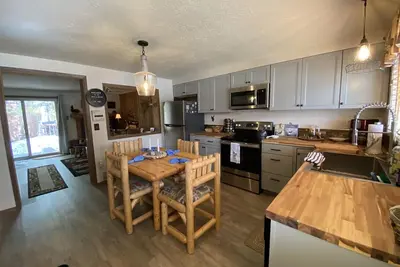 Image de Hook and Antler - Roam Property Management