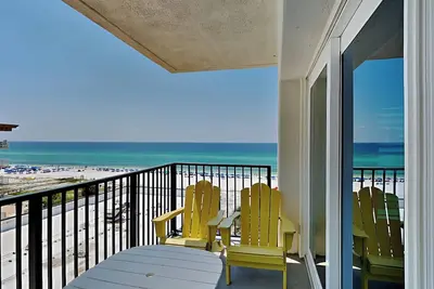 Image de Sea Oats #707 | Private Balcony, Access to Beach!