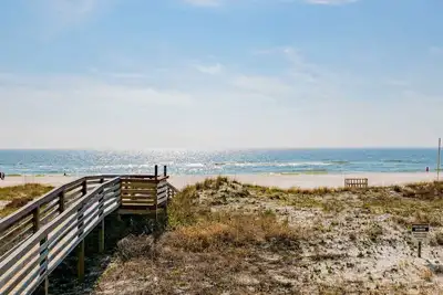 Image de Shipwatch Surf & Yacht #201b | Unobstructed Gulf Views!