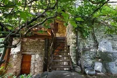 Image de Belle maison de vacances privée avec Wifi, bain à remous, terrasse, animaux admis, parking