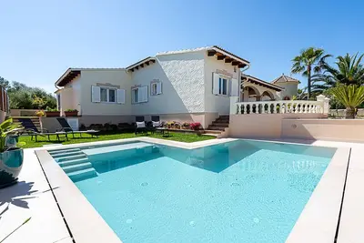 Image de Valoca Wellnessurlaub mit Pool & Whirlpool in Son Serra de Marina